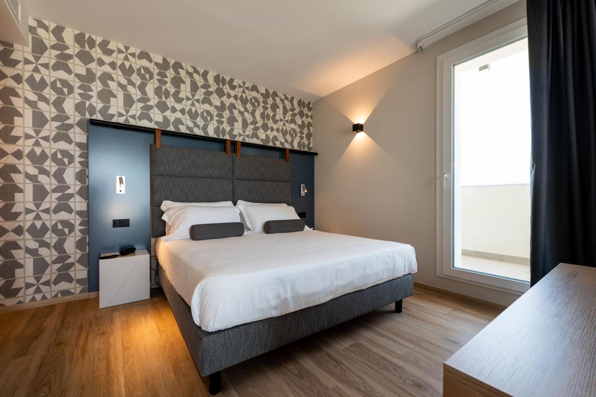 Hotel Sporting Риччоне Экстерьер фото