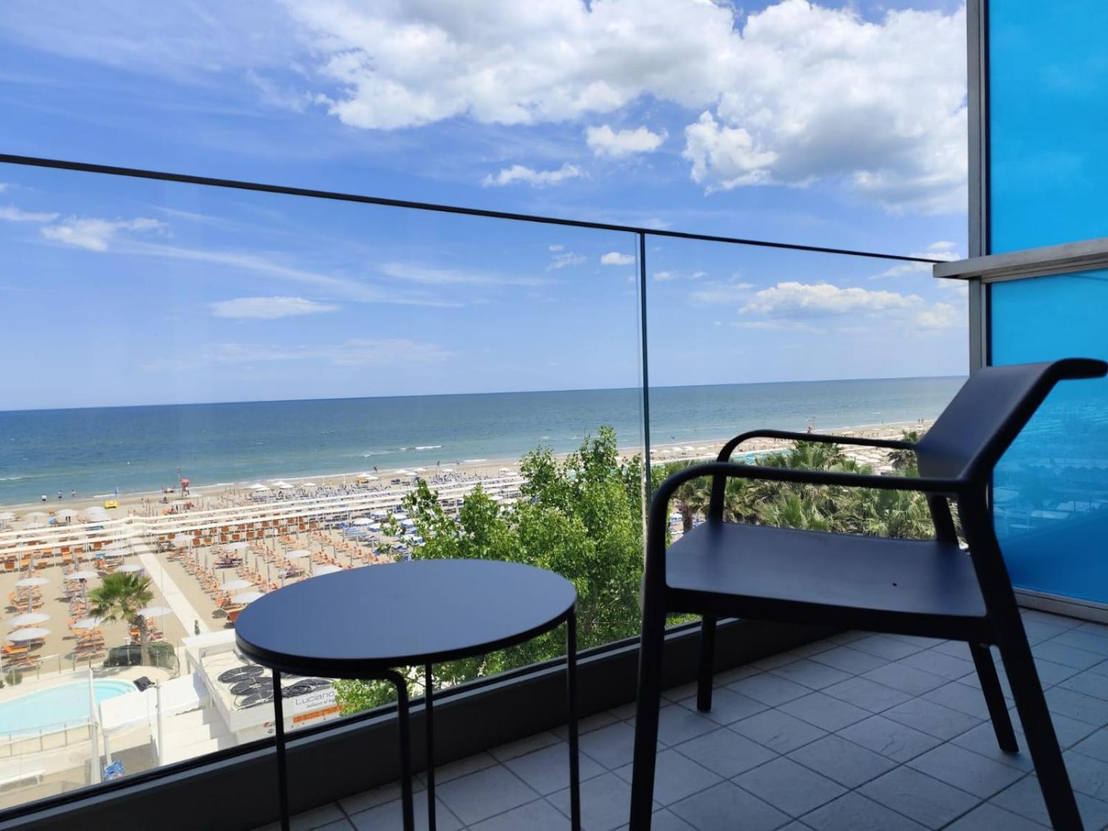 Hotel Sporting Риччоне Экстерьер фото